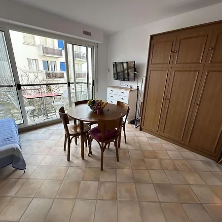 Bord De Avec Balcon Et Parking à - Fr-1-224c-342 Appartamento Saint-Jean-de-Monts