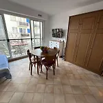Bord De Avec Balcon Et Parking A - Fr-1-224c-342 דירה סן ז'אן דה מון